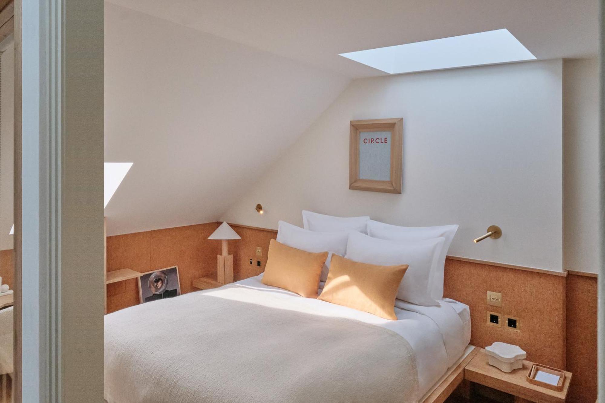 Elysee Montmartre Hotel ปารีส ภายนอก รูปภาพ